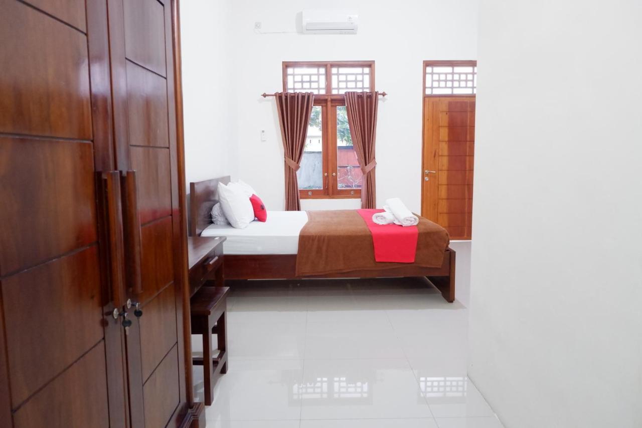 Reddoorz At Bale Eja Syariah Senggigi Apartment Montongbuwoh Exterior photo